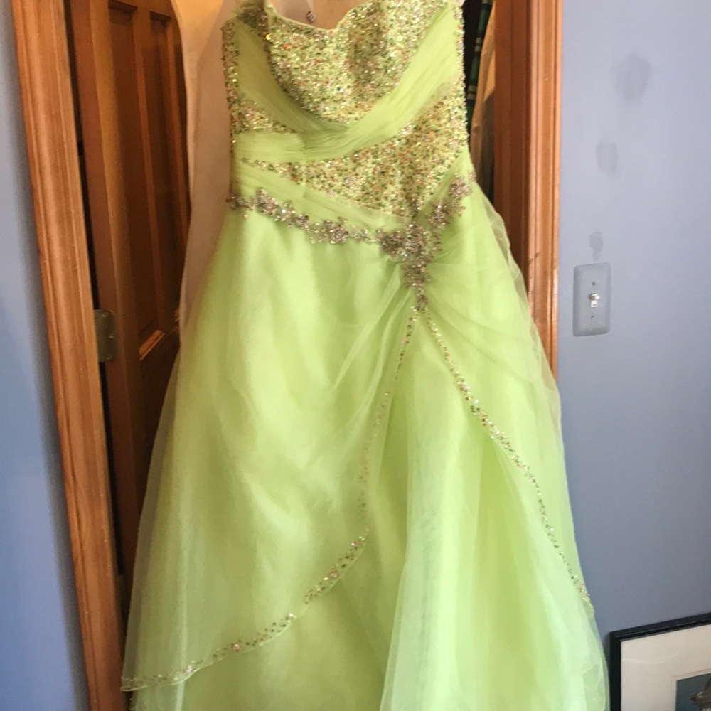 Prom dress